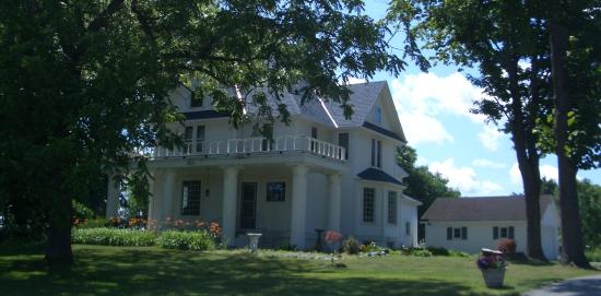 Twelve Oaks of Traverse City