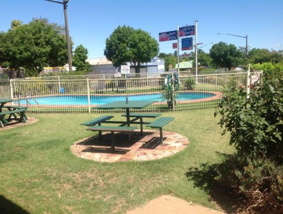 Garden Court Motor Inn