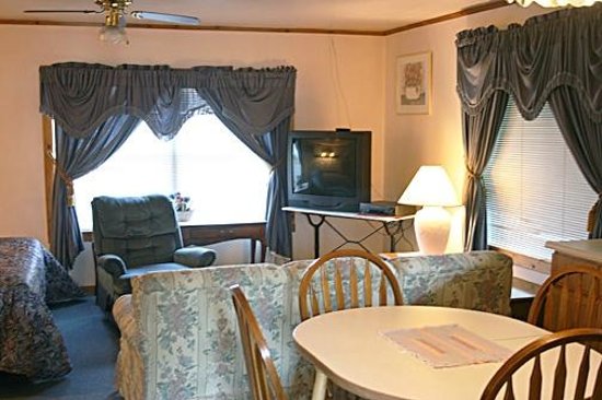 Water's Edge Motel