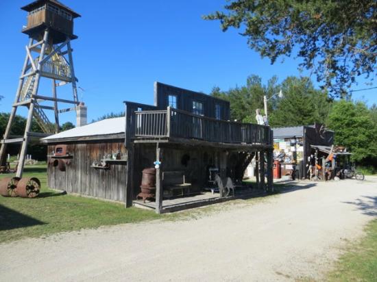 Clarke Motel