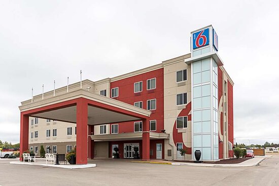 Motel 6 Moosomin
