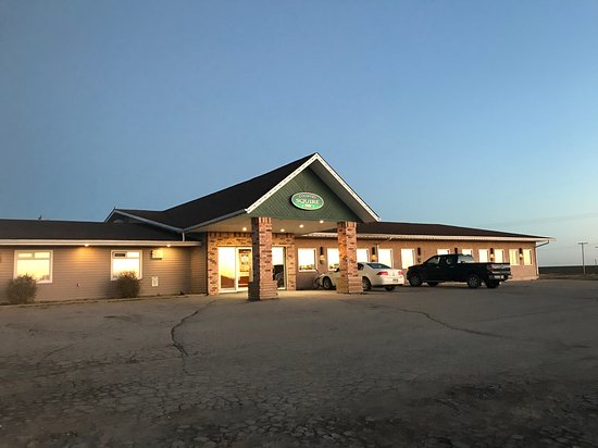 Moosomin Country Squire Inn