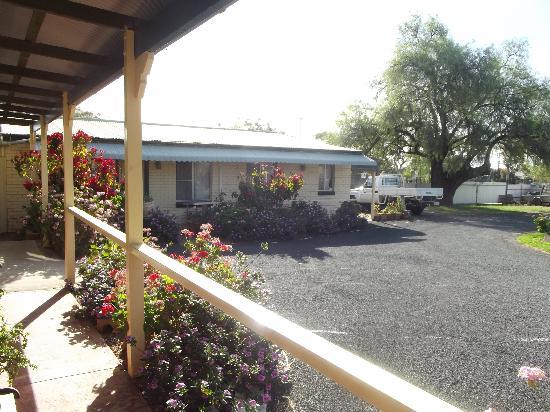 Oasis Motel Peak Hill