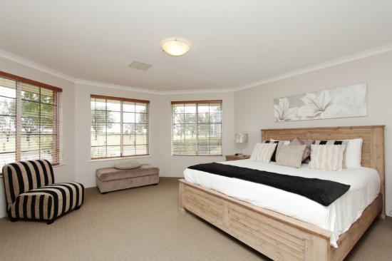 Adare House Bed & Breakfast