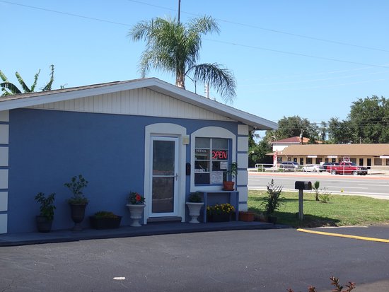 Palm Court Inn Motel