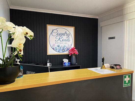 Country Roads Motor Inn West Wyalong