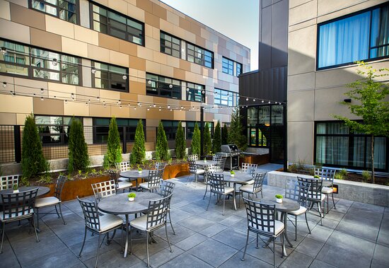 Staybridge Suites Seattle Downtown - Lake Union, an IHG hotel