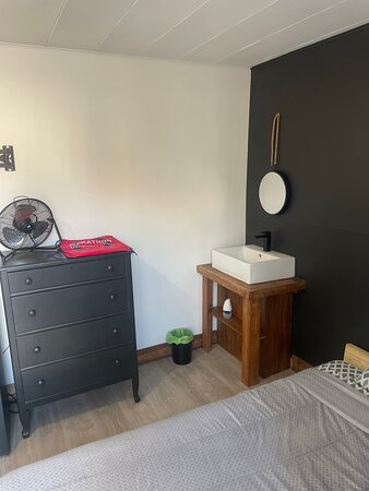 SmileKonnects International House