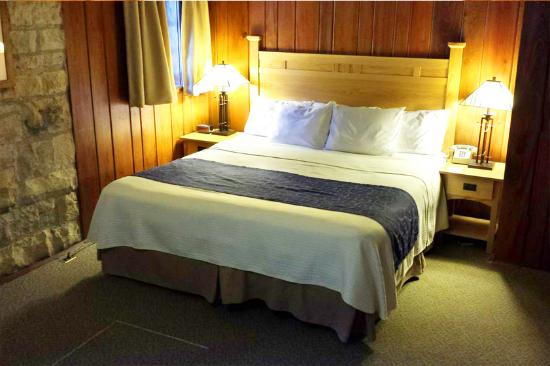 Adoba Hotel Naubinway
