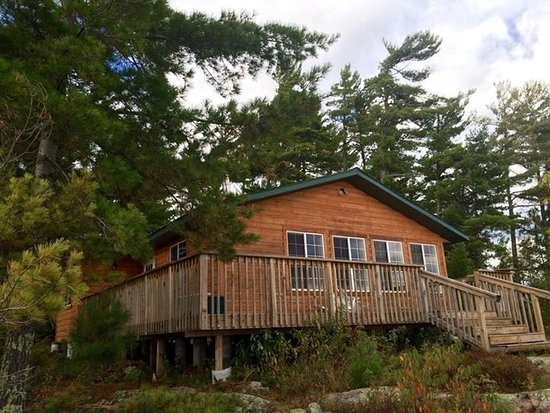 Friendly Passage Cabin Rental