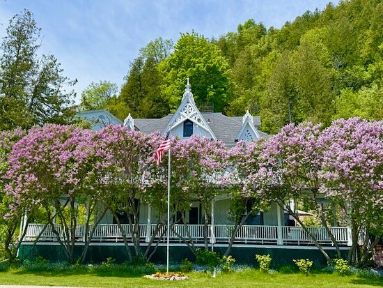 Small Point Bed & Breakfast