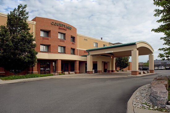 Courtyard Hamilton