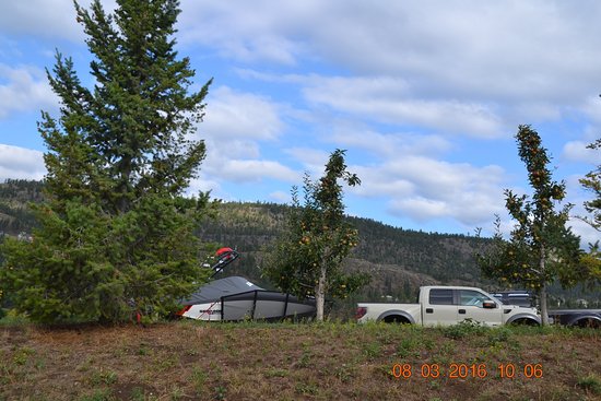 Apple Valley Orchard & RV Park