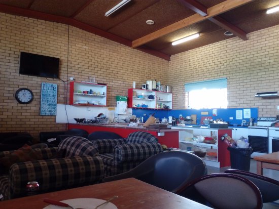 Hillston Backpackers