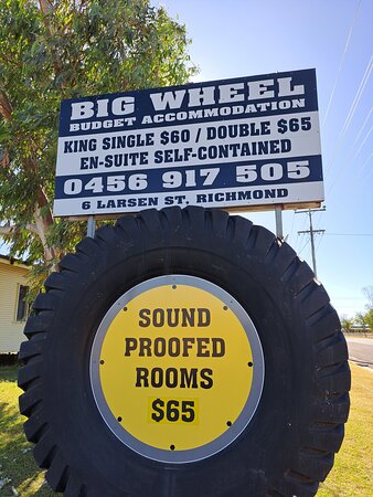 Big Wheel Budget Accommodation