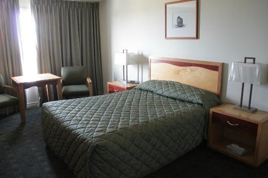 Mackenzie Hotel
