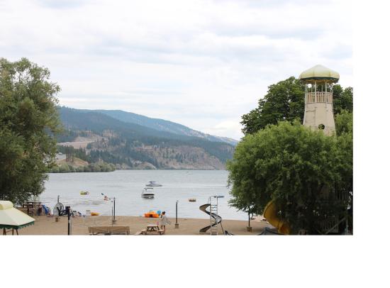 Kokanee Beach Resort