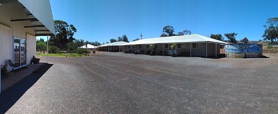 Merna Mora Station