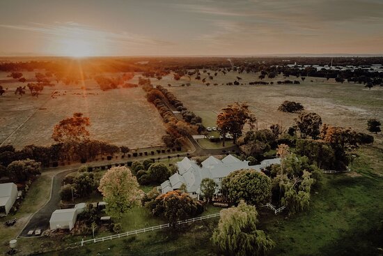 Fairlawn Estate