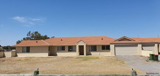 Pinjarra Caravan Park & Cabins