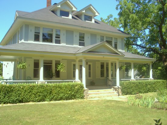 Snowbird Inn Bed & Breakfast