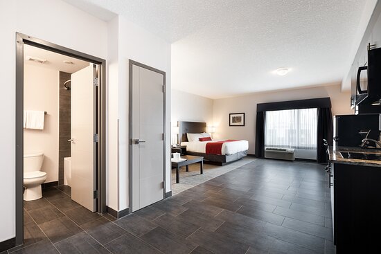 Park Inn by Radisson, Leduc, AB