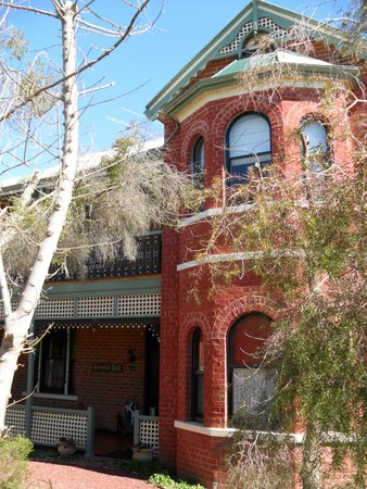 Grenfell Hall B&B