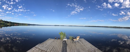 Pickle Lake Hotel