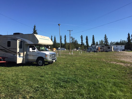 Snowed Inn RV Park, Campers & Tents