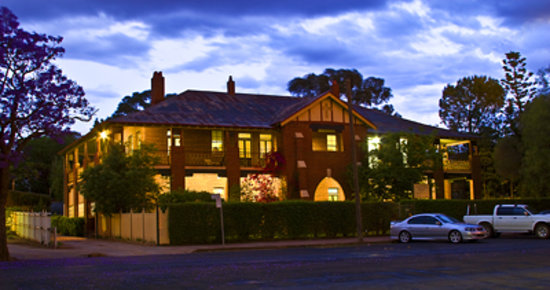 The Old Parkes Convent