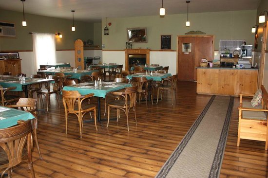 King's Point Motel, Diner & Pub