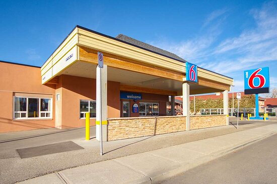Motel 6 Lethbridge AB