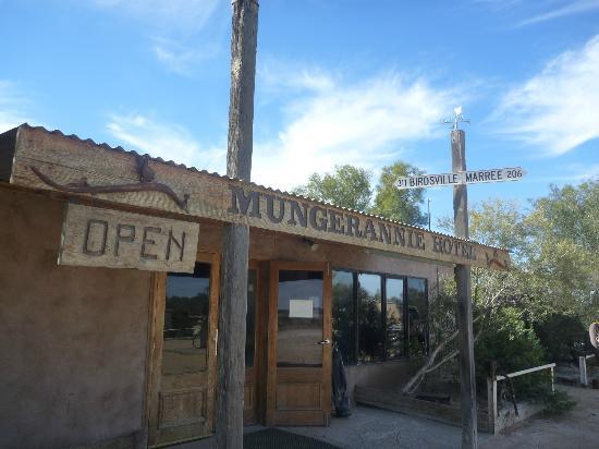 Mungerannie Hotel