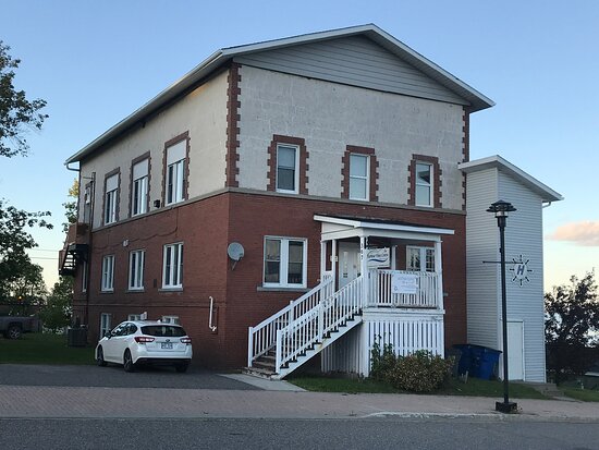 Harbourview Suites