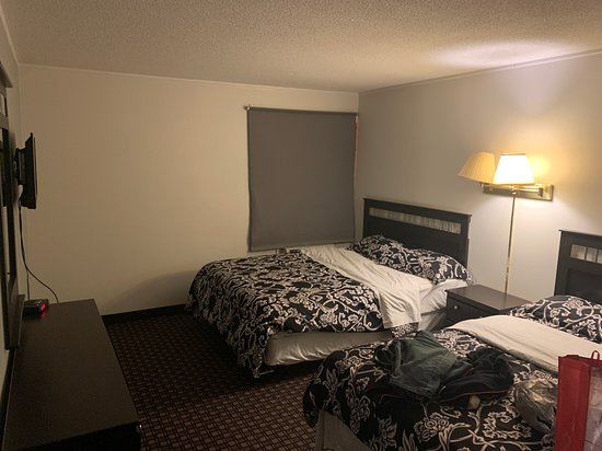 Kettle River Inn & Suites
