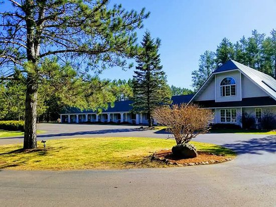 Northwoods Motel