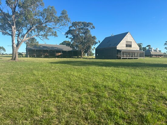 Yarrabandai Creek Homestead
