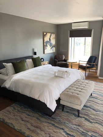 Blue Jacket Motel