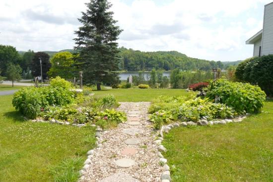 The House on the Hill Bed and Breakfast