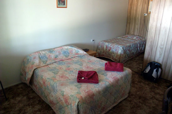 Entriken's Pioneer Motel