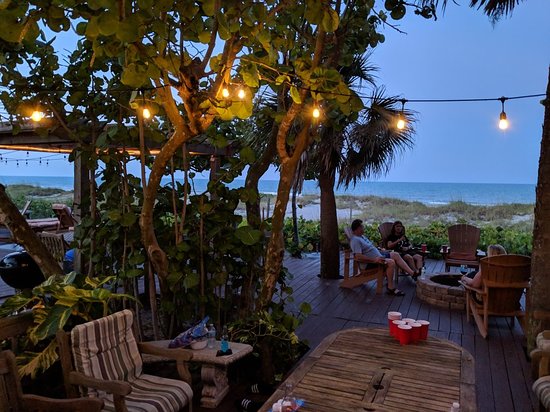 Tropical Cocoa Villas Across from the Beach