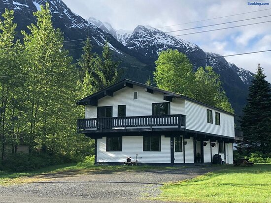 Bear Valley Guesthouse