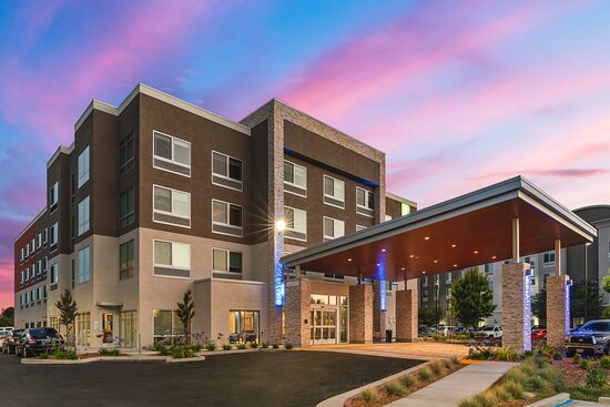 Holiday Inn Express & Suites Suisun City, an IHG hotel
