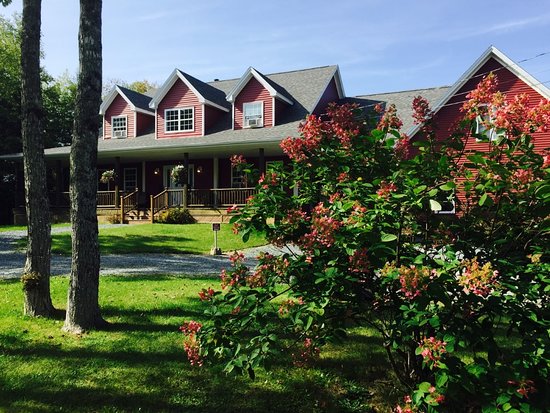 Snowflake Manor Bed & Breakfast