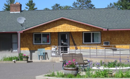 UP Motor Lodge