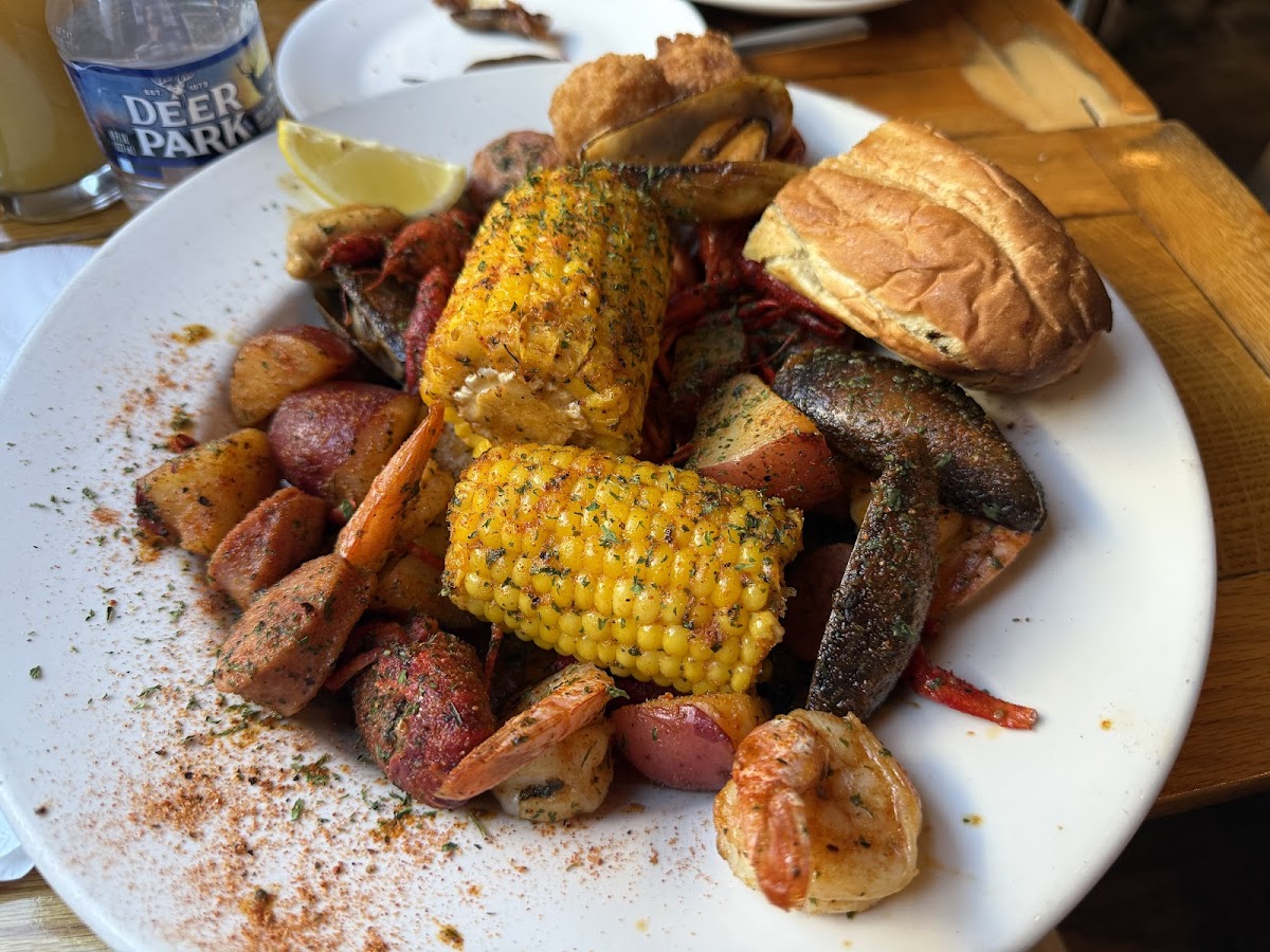 Hyman's Seafood
