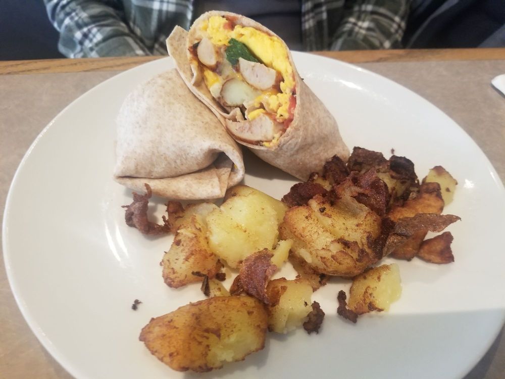 Garden Court Restaurant for Breakfast & Lunch