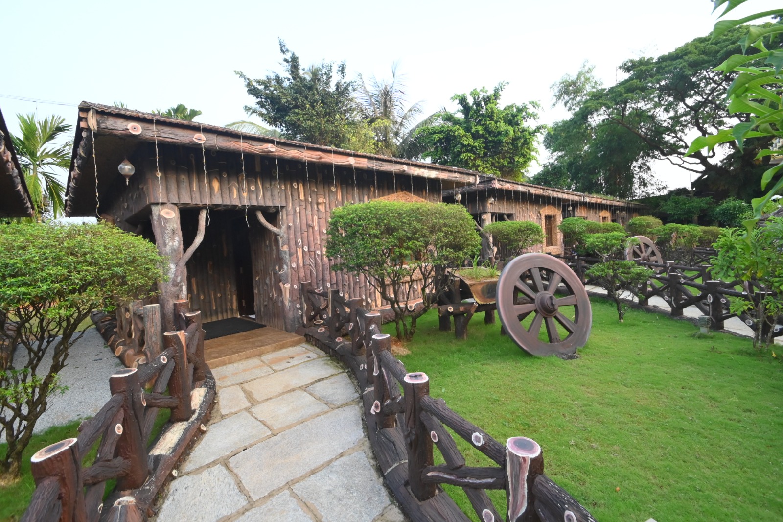 Benzy Palace Resort