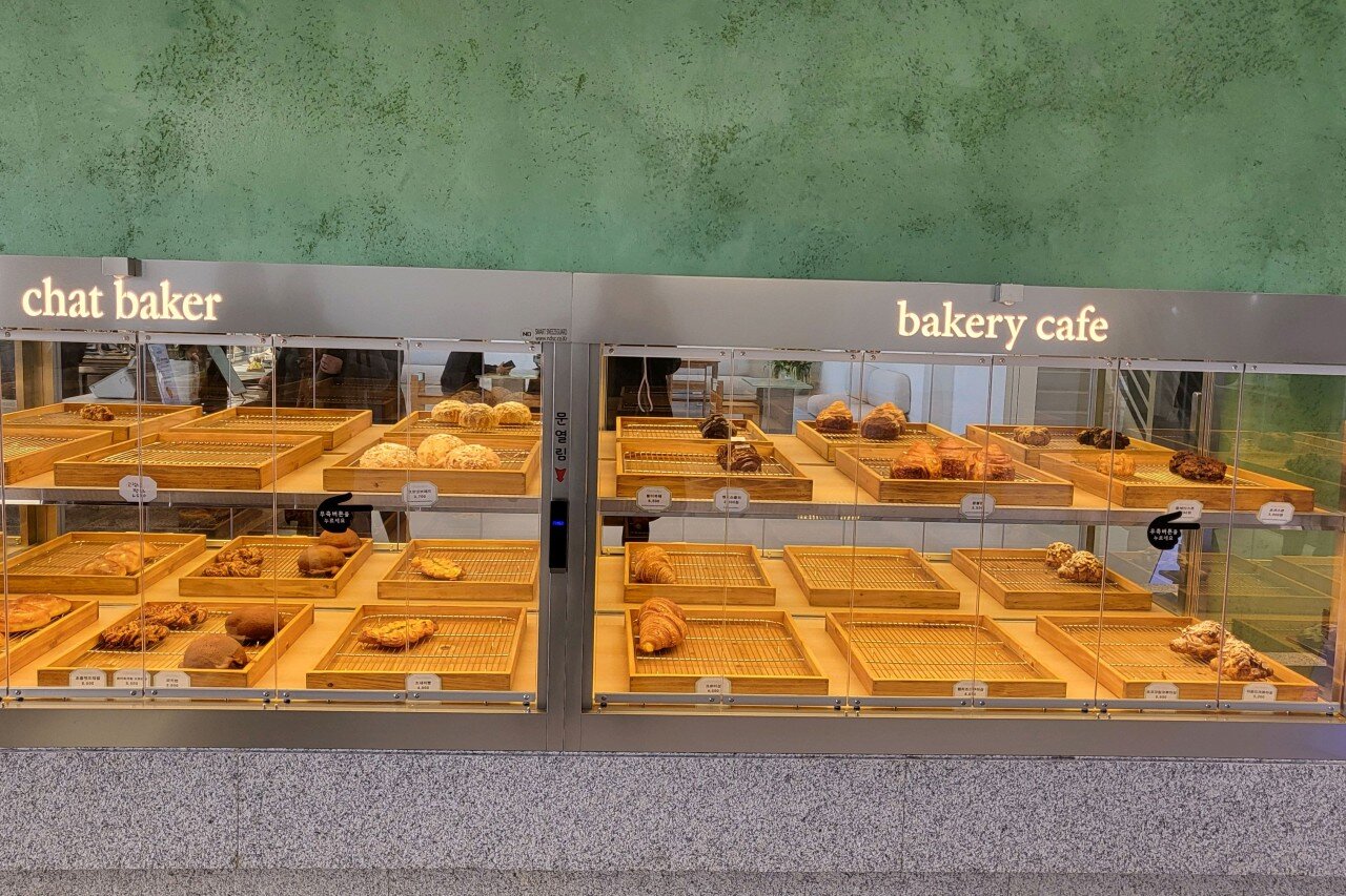 Chat Baker Cafe