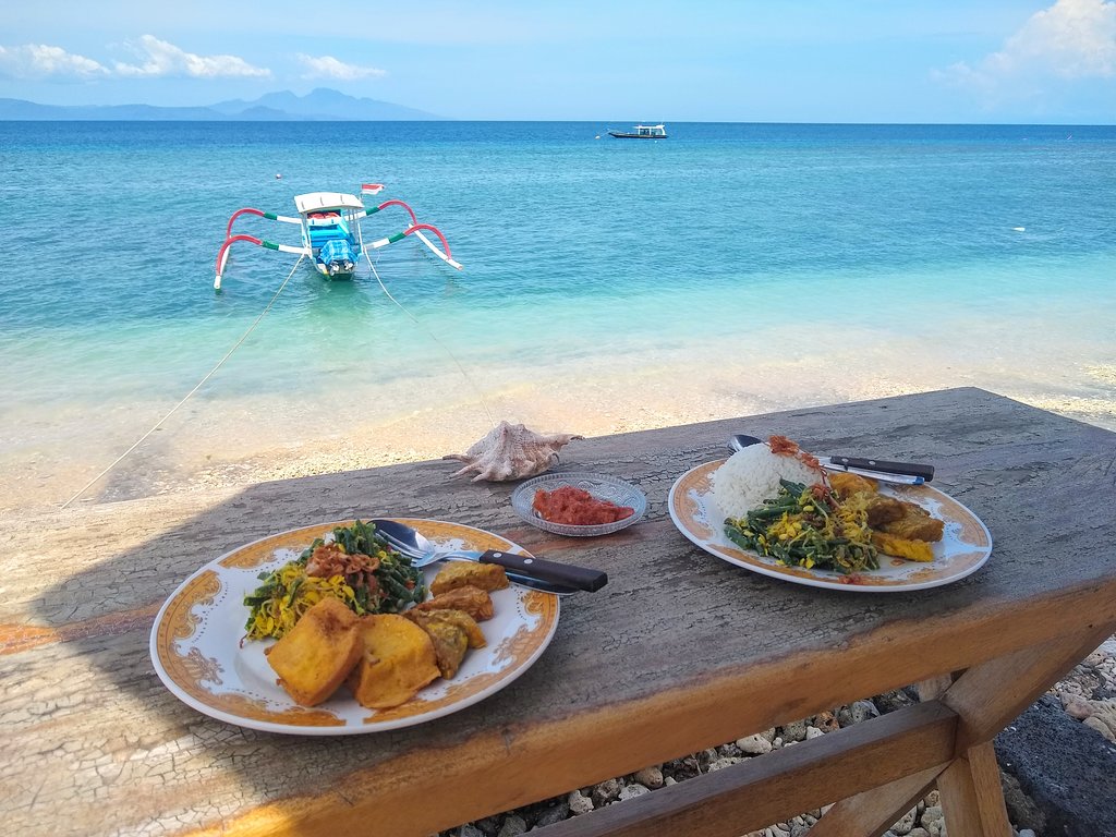 Warung Beach